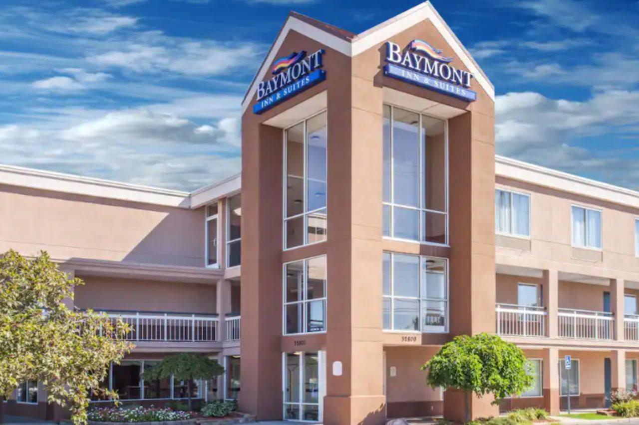 Hotel Baymont By Wyndham Madison Heights Detroit Area Exterior foto