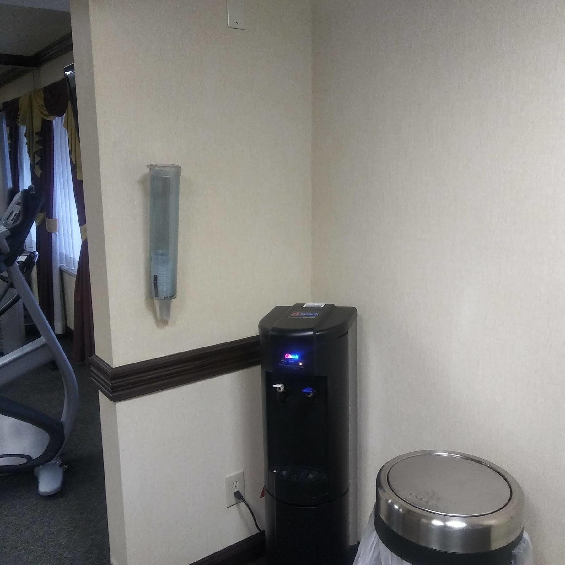 Hotel Baymont By Wyndham Madison Heights Detroit Area Exterior foto