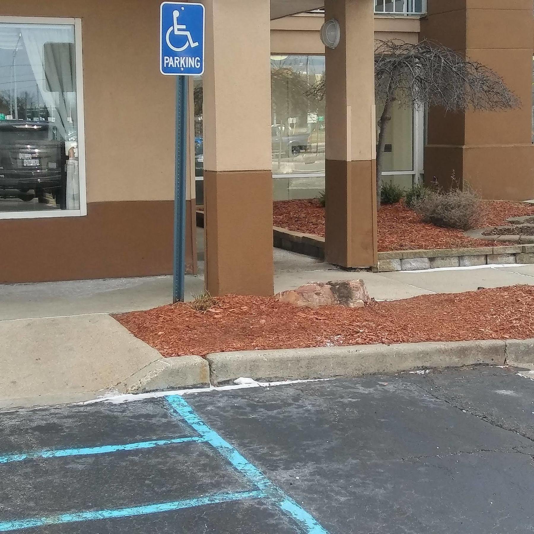 Hotel Baymont By Wyndham Madison Heights Detroit Area Exterior foto